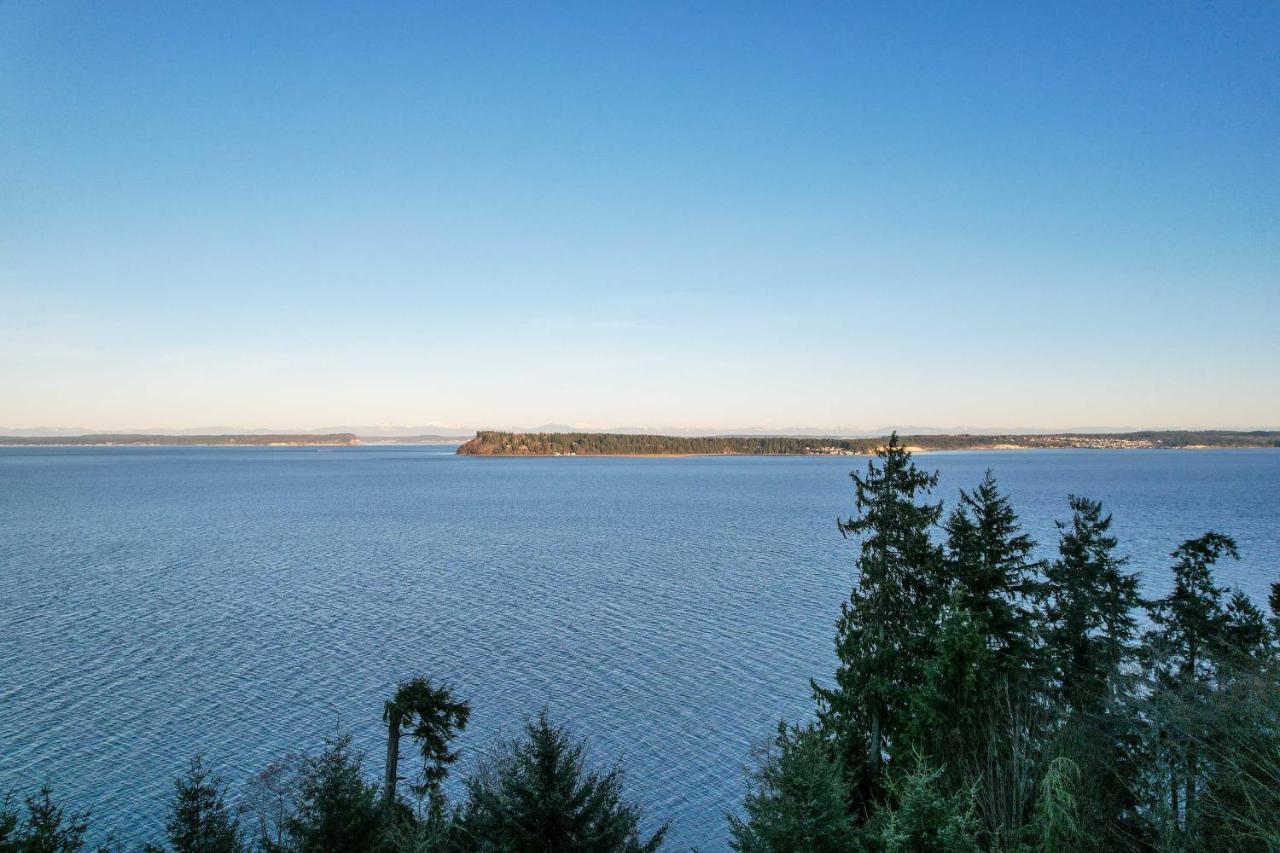 Unique Port Ludlow Home With 3 Decks And Hot Tub! Exterior photo