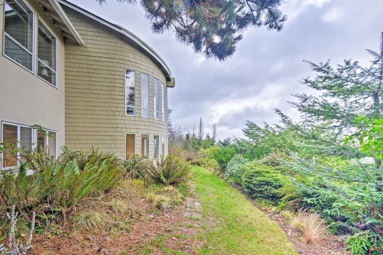 Unique Port Ludlow Home With 3 Decks And Hot Tub! Exterior photo